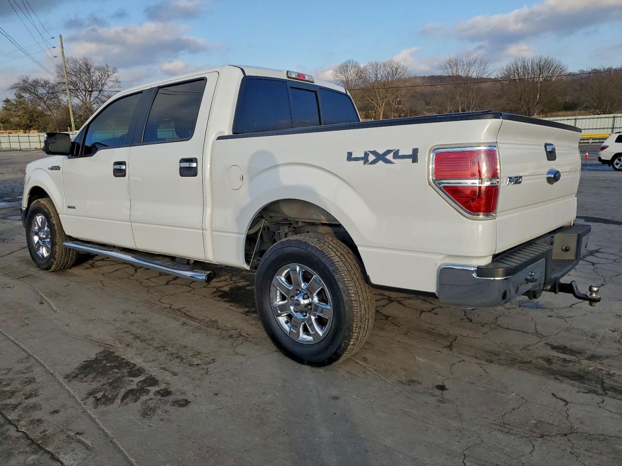 Ford F-150 Supercrew Image 3