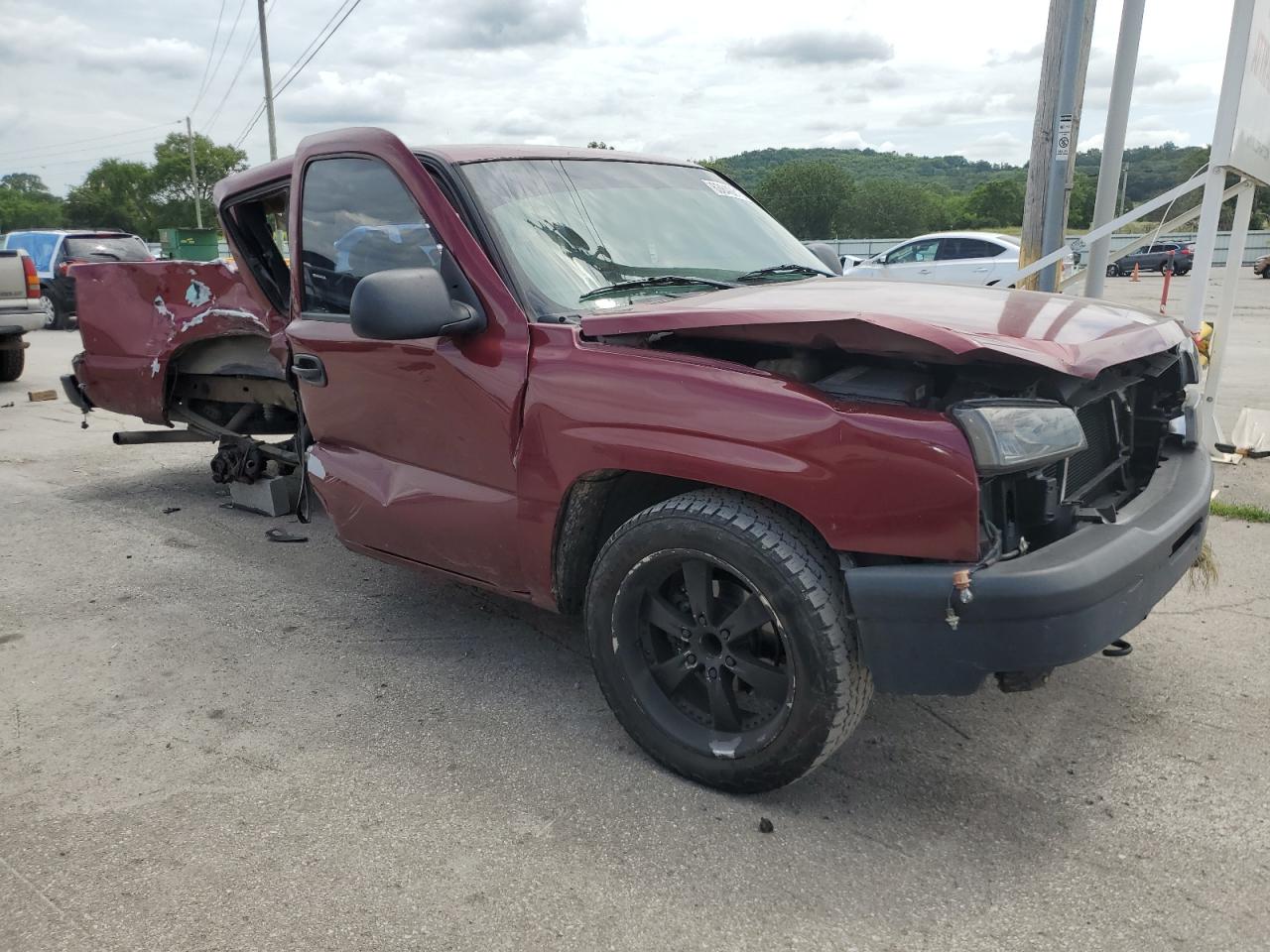 Chevrolet Silverado C1500 Image 3