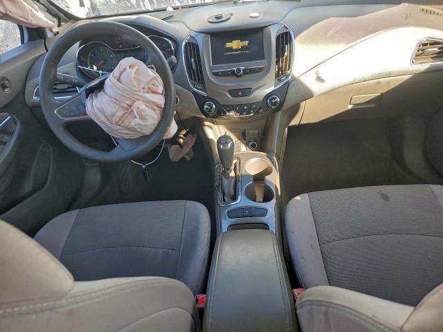 Chevrolet Cruze Lt Image 3