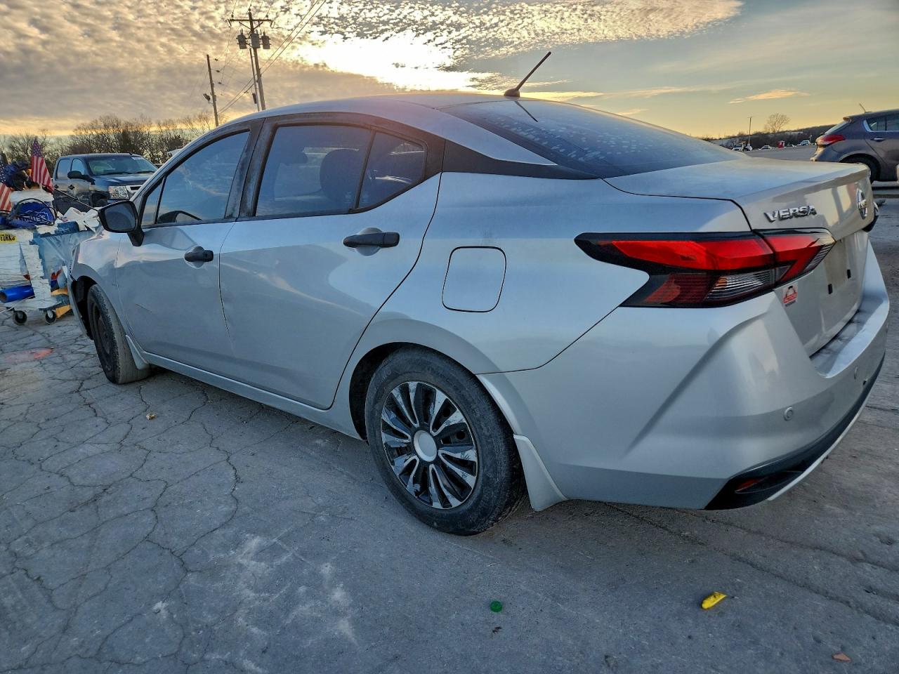 Nissan Versa S Image 6