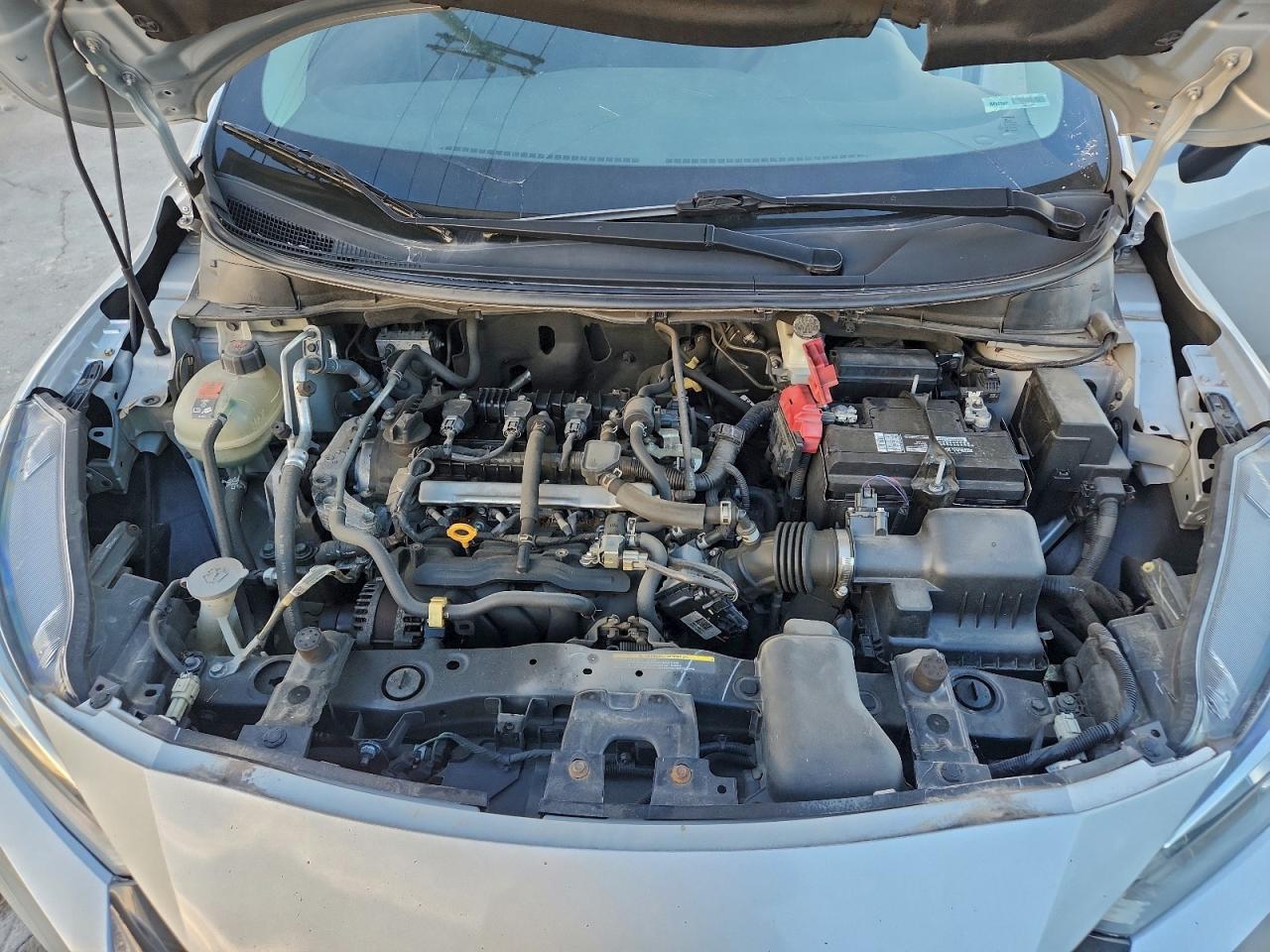 Nissan Versa S Image 7