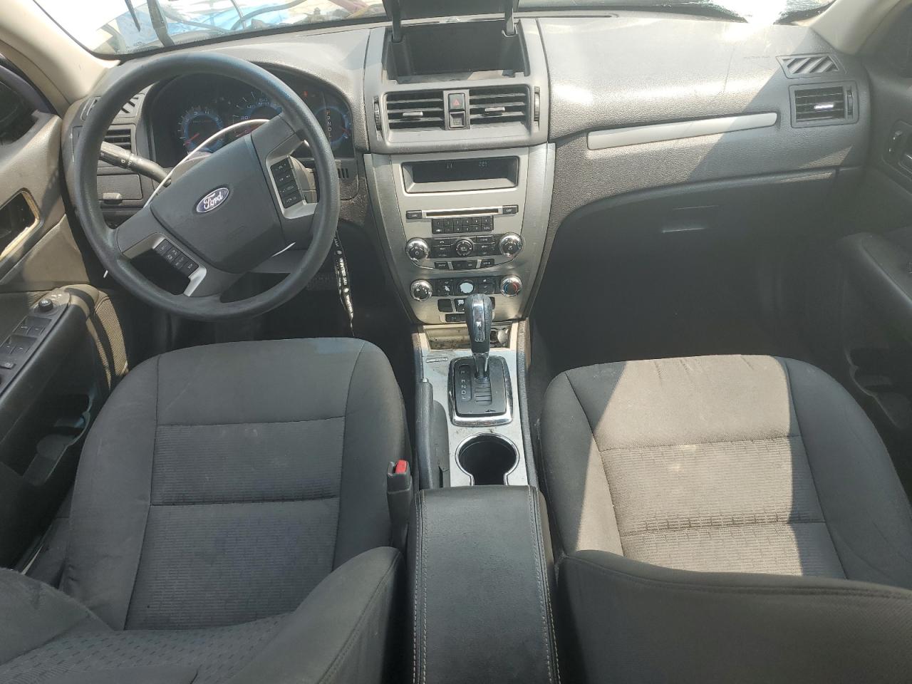 Ford Fusion Se Image 8