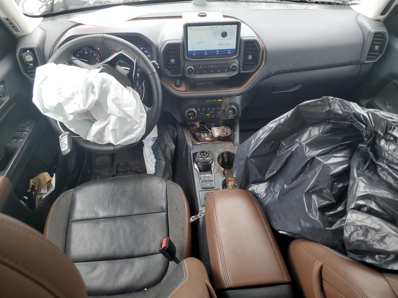 Ford Bronco Outer Banks Image 6