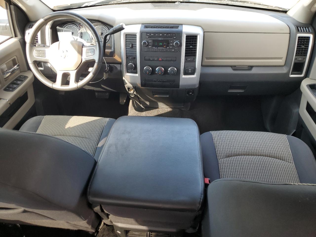 Dodge Ram 1500 Image 12