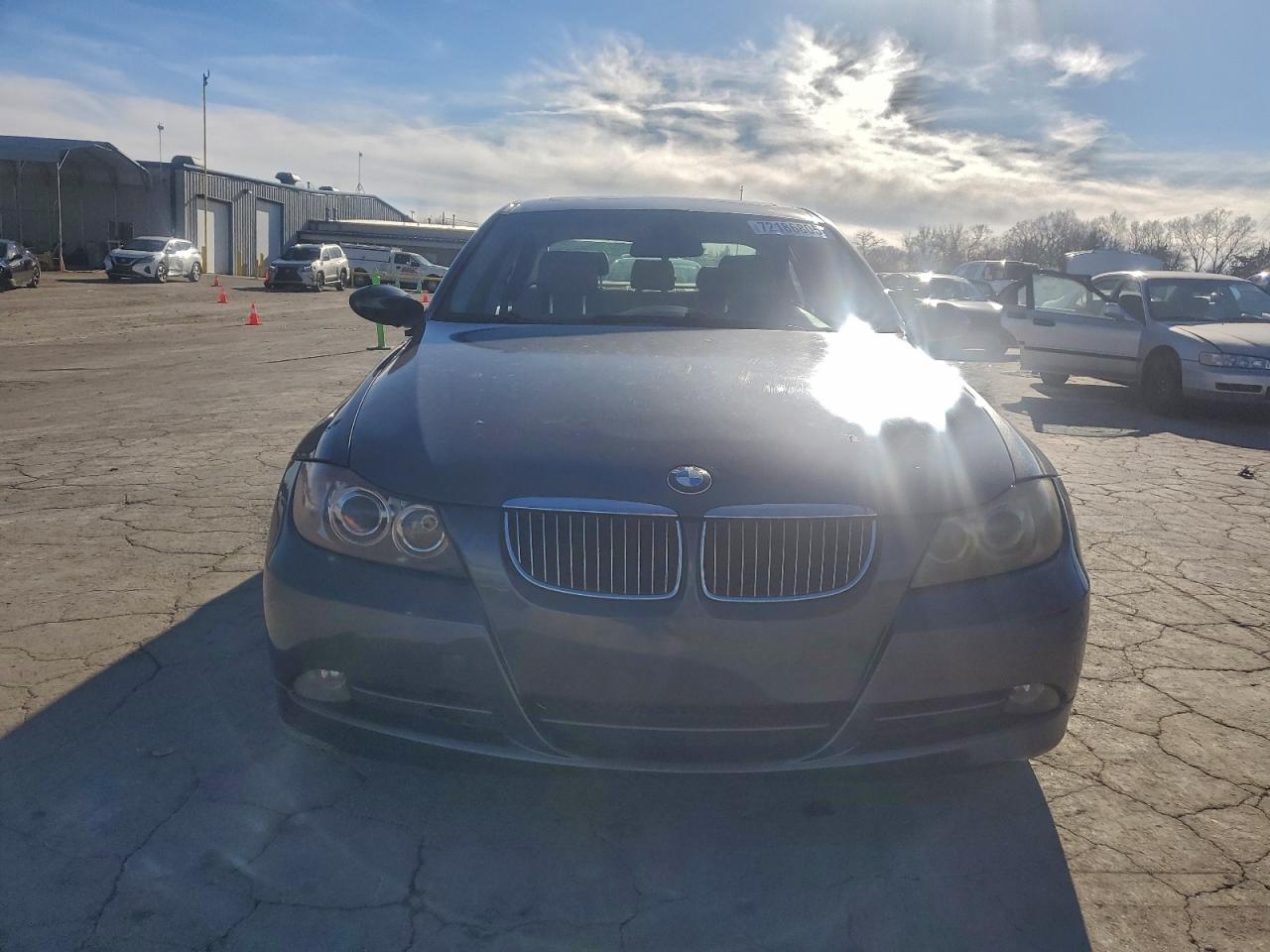 BMW 3 Series I Image 8