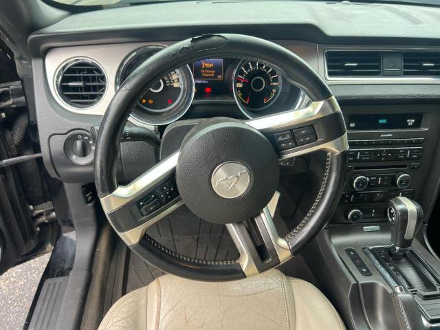 Ford Mustang Image 4