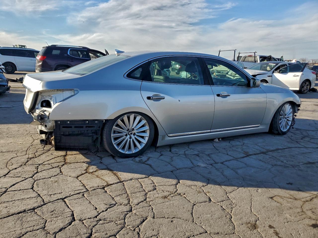 Hyundai Equus Signature Image 4