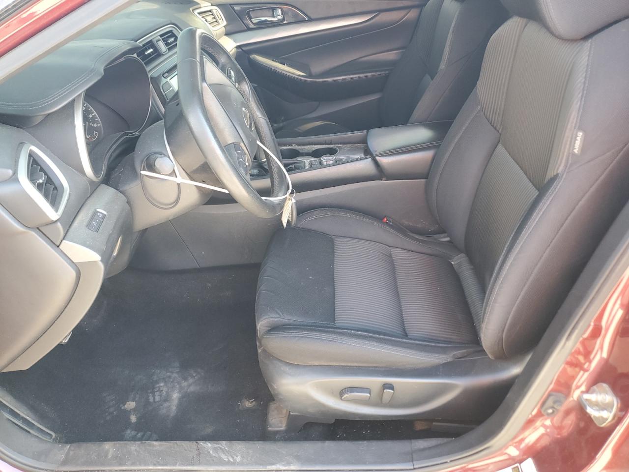 Nissan Maxima 3.5s Image 9