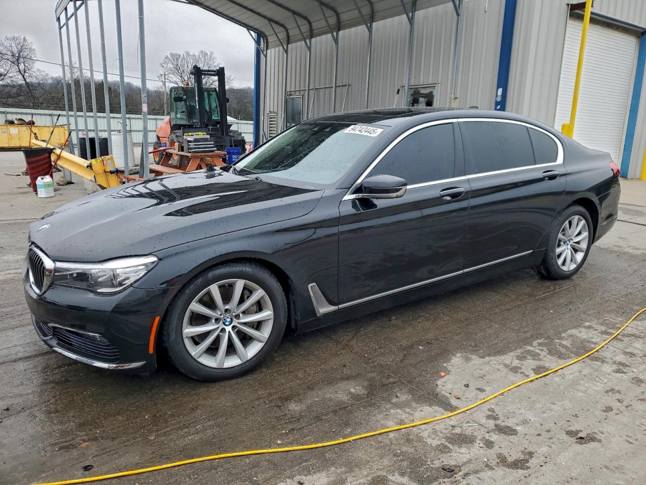 BMW 7 Series I Image 1