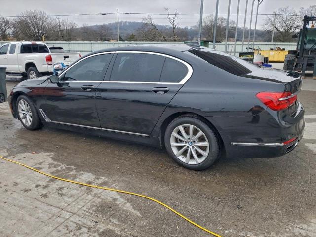 BMW 7 Series I Image 11