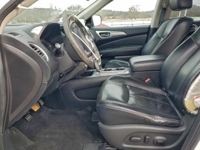 Nissan Pathfinder S Image 3