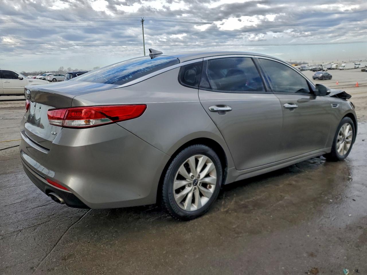 Kia Optima Ex Image 8