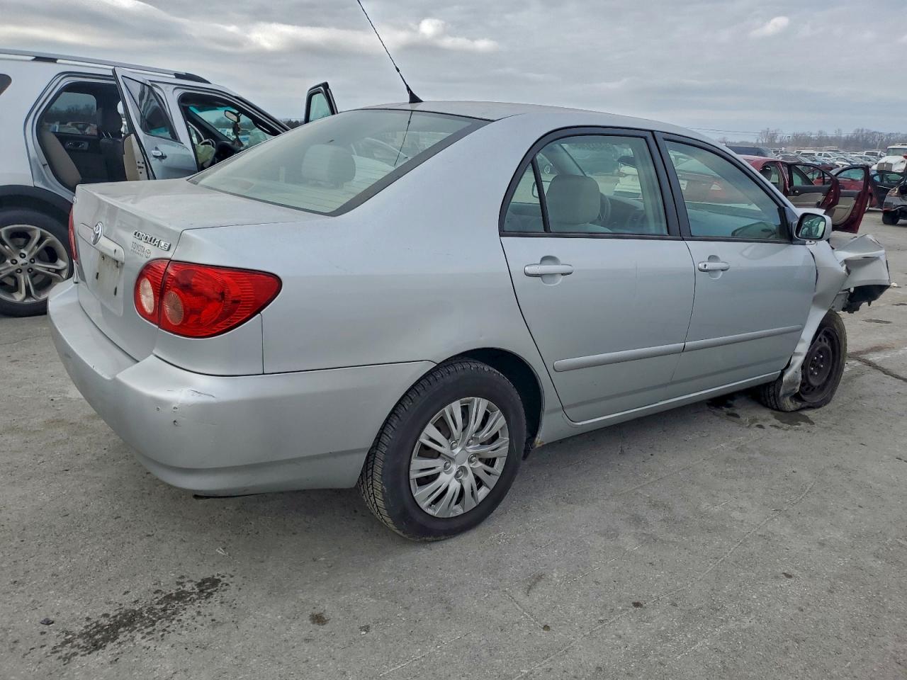 Toyota Corolla Ce Image 9