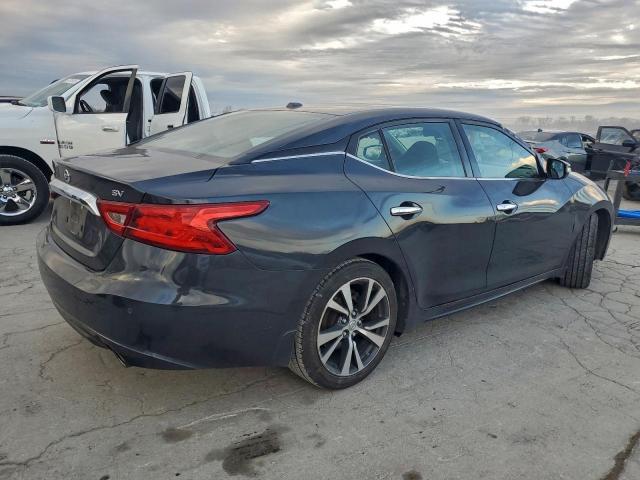 Nissan Maxima 3.5s Image 3