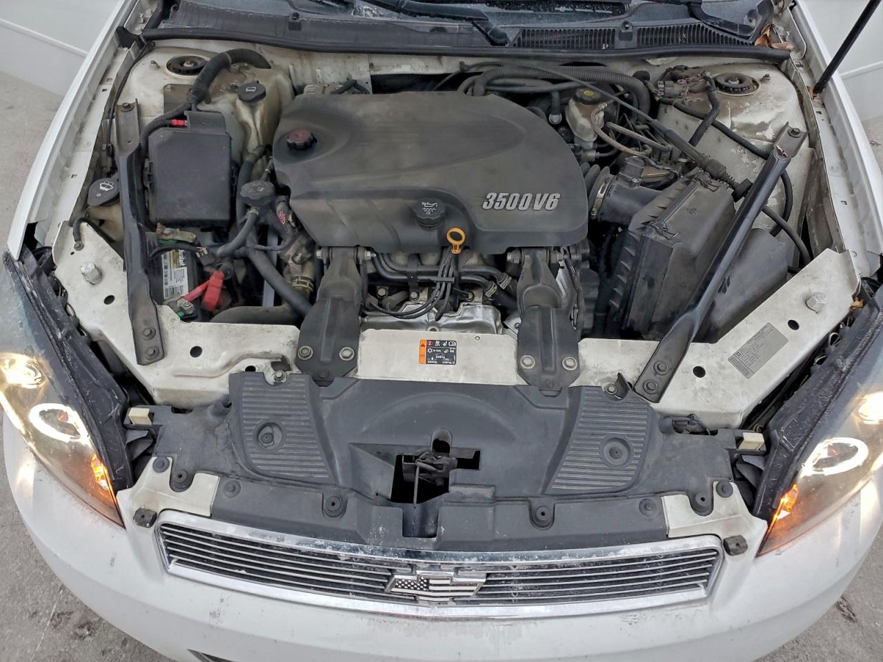 Chevrolet Impala Lt Image 8