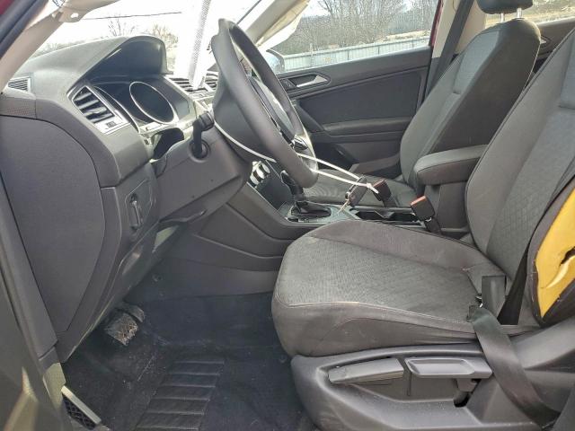 Volkswagen Tiguan S Image 5