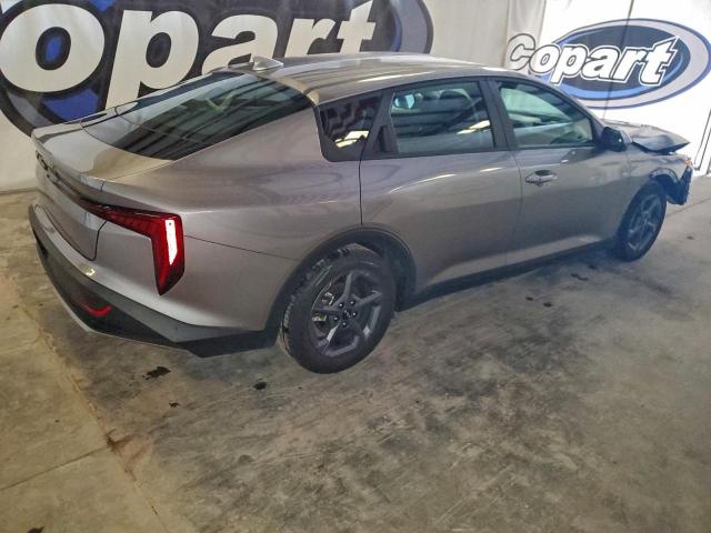 Kia K4 Lx Lx Image 3