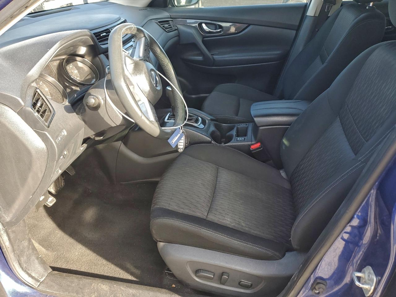 Nissan Rogue S Image 13