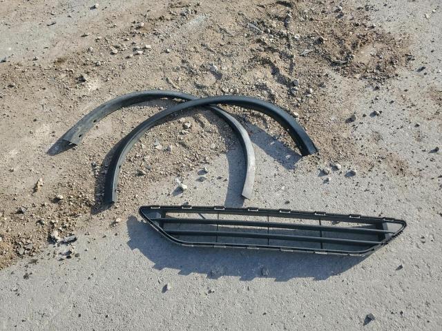 Nissan Rogue S Image 2