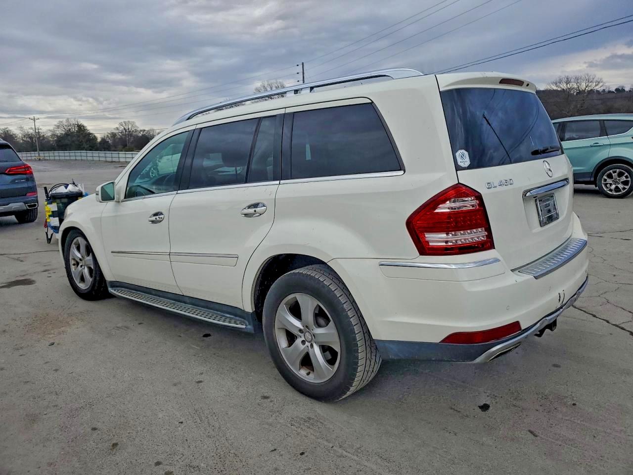 Mercedes-Benz G-Class 450 4matic Image 3