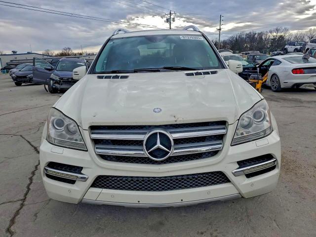 Mercedes-Benz G-Class 450 4matic Image 4