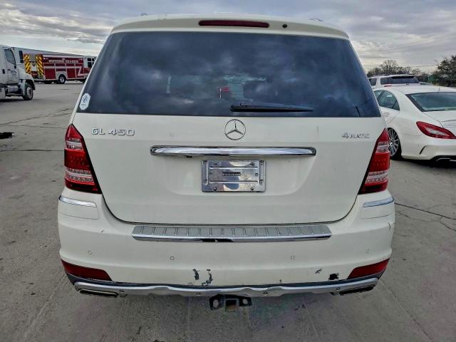 Mercedes-Benz G-Class 450 4matic Image 6