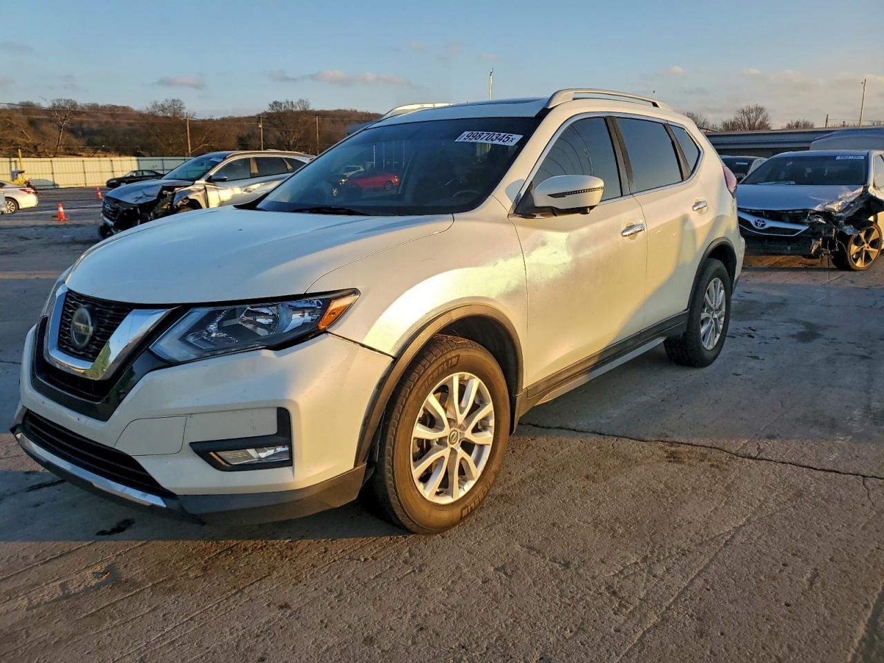 Nissan Rogue S Image 1