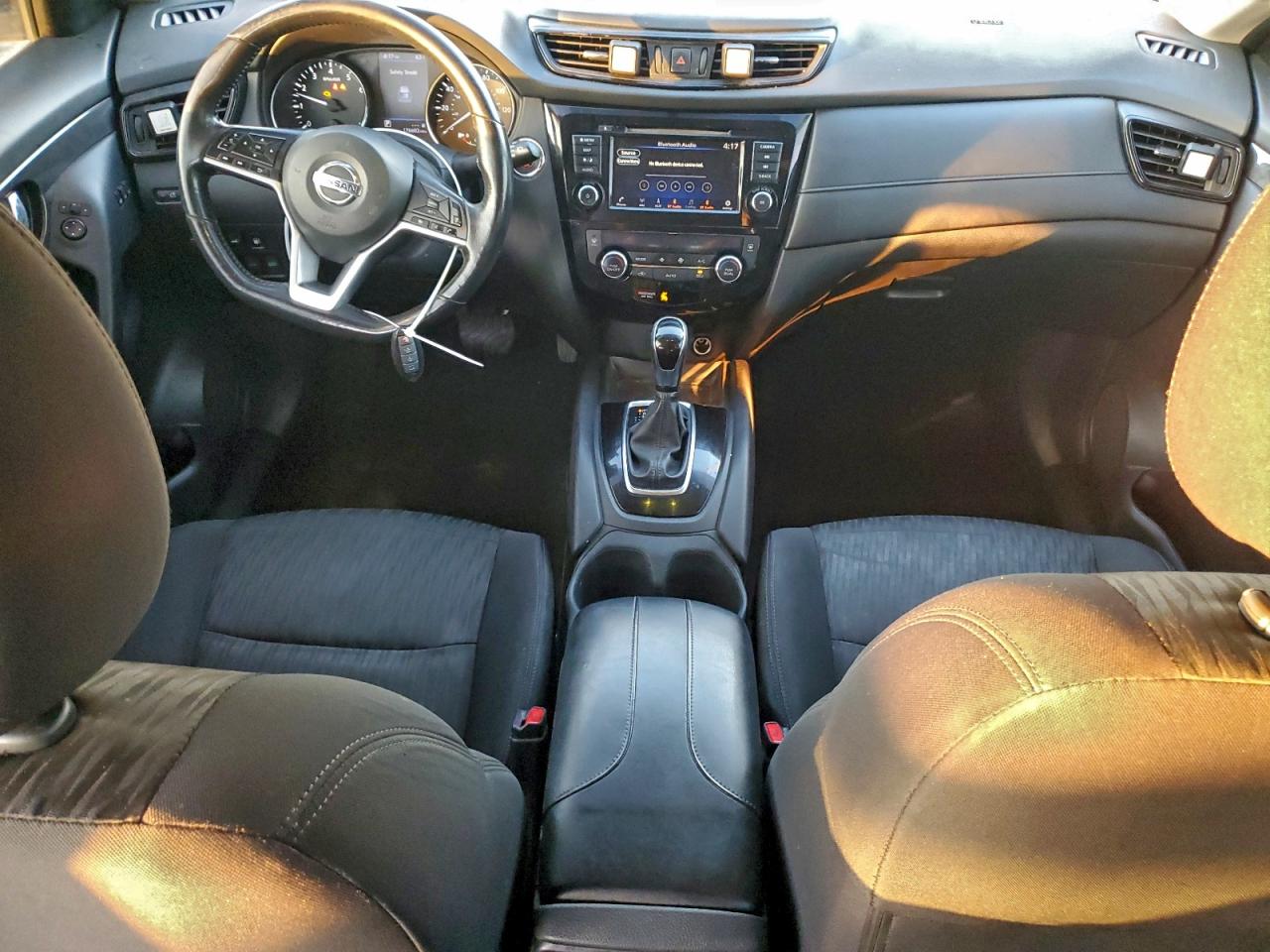 Nissan Rogue S Image 5