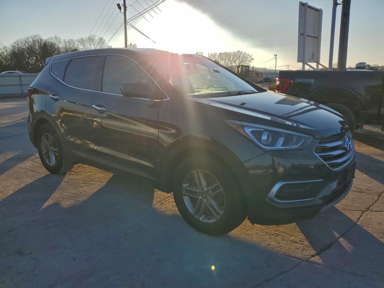 Hyundai SANTA FE Image 5