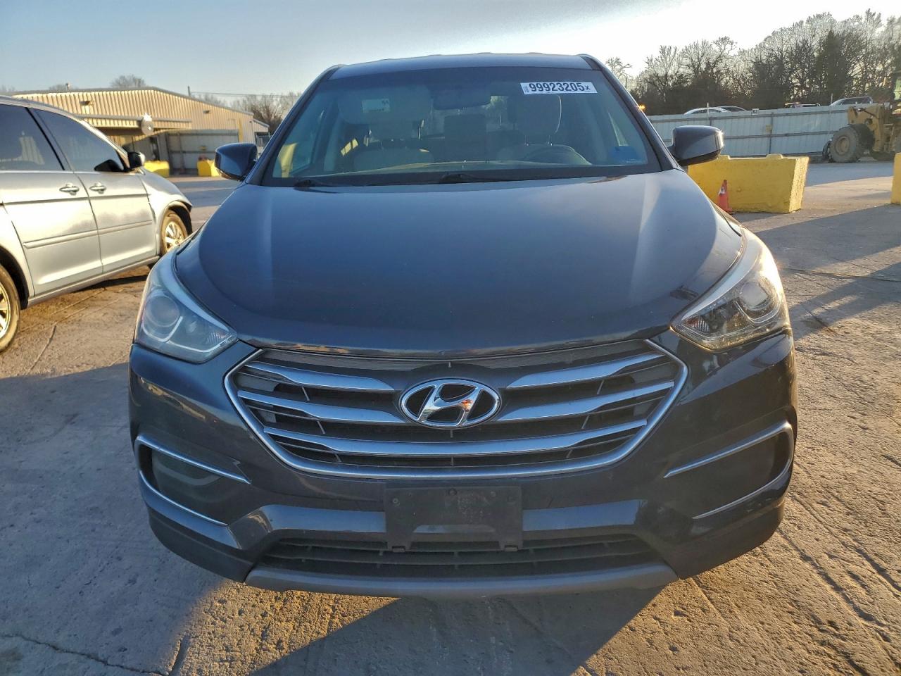 Hyundai SANTA FE Image 3