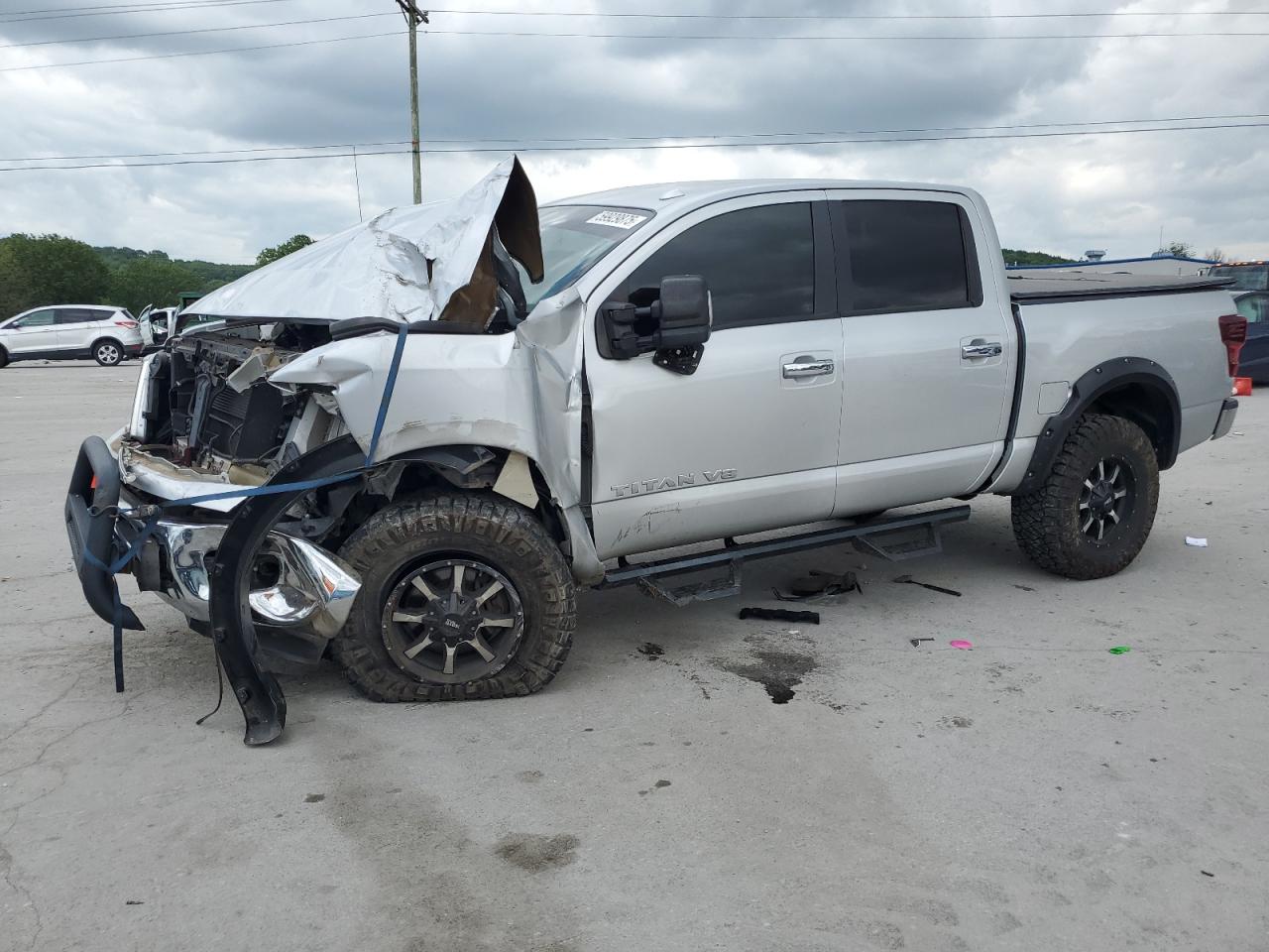 Nissan Titan S Image 1