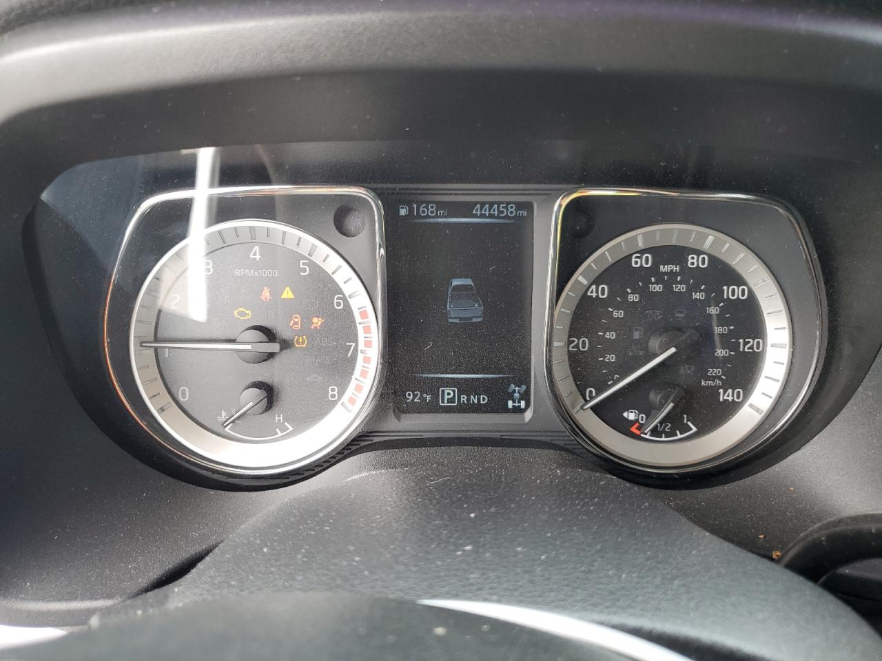 Nissan Titan S Image 6