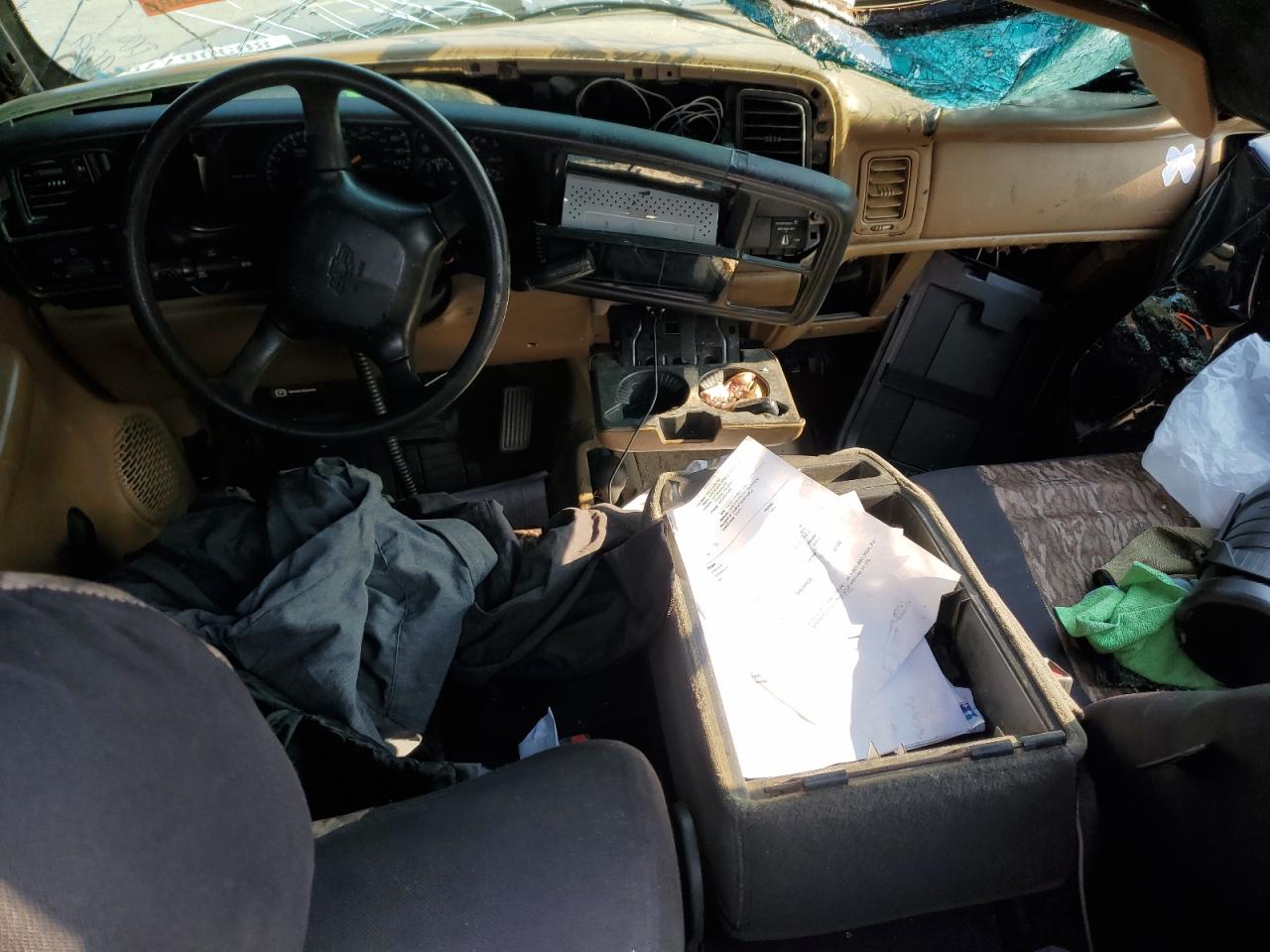 Chevrolet Silverado K1500 Image 6