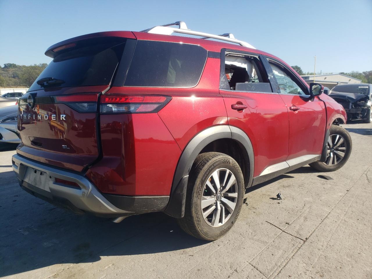 Nissan Pathfinder Sl Image 6