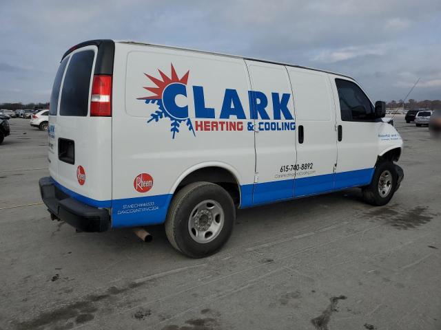 Chevrolet Express Image 3