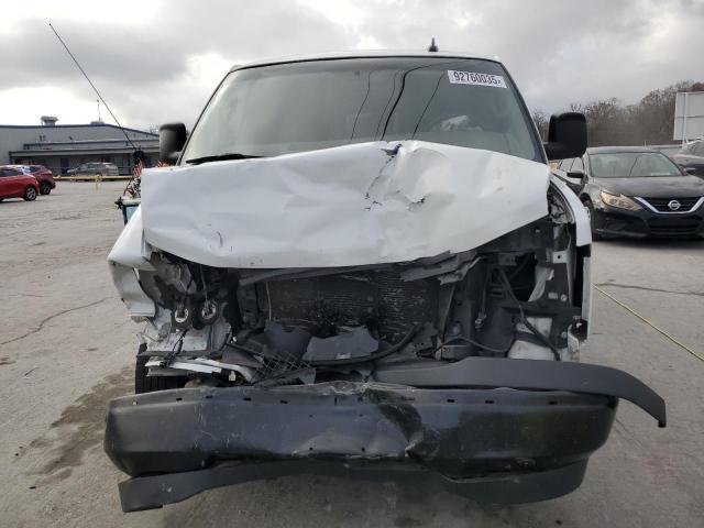 Chevrolet Express Image 5