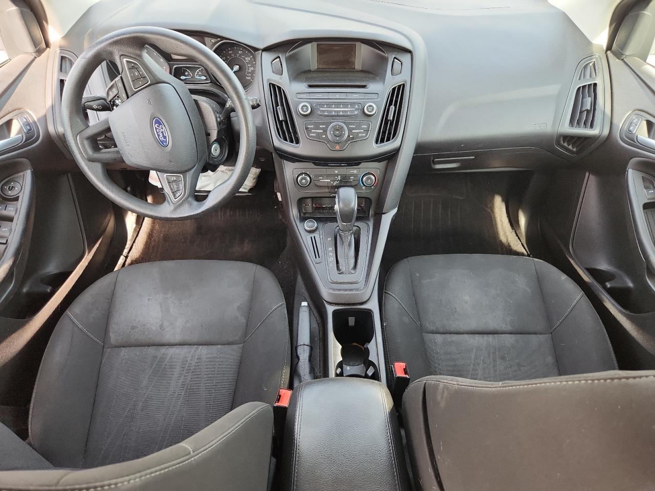 Ford Focus Se Image 11