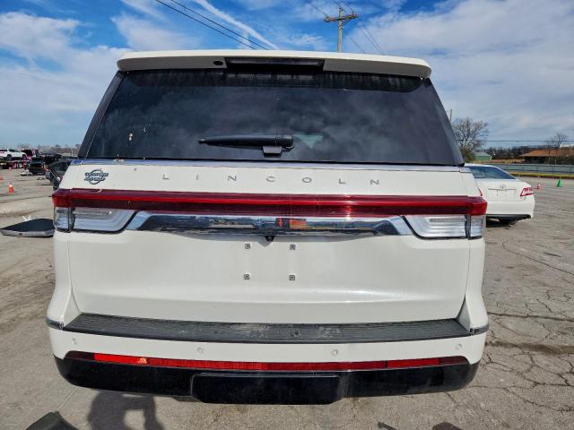 Lincoln Navigator L Reserve Image 7