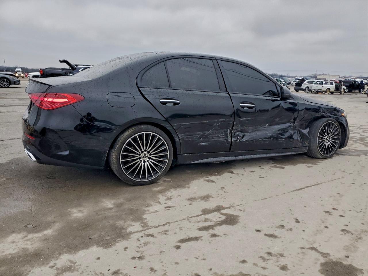 Mercedes-Benz C-Class 300 Image 5