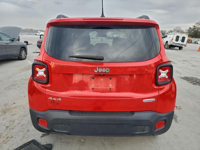 Jeep Renegade Latitude Image 6