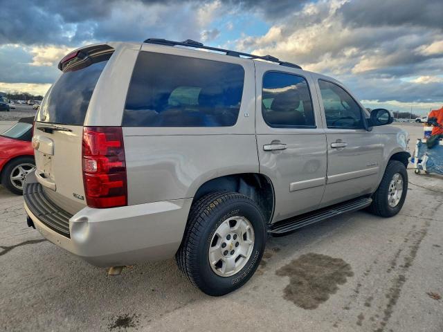 Chevrolet Tahoe C1500 Image 4