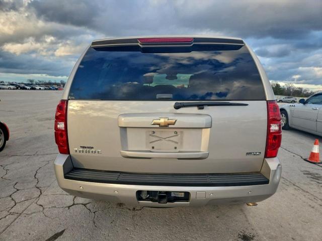 Chevrolet Tahoe C1500 Image 8