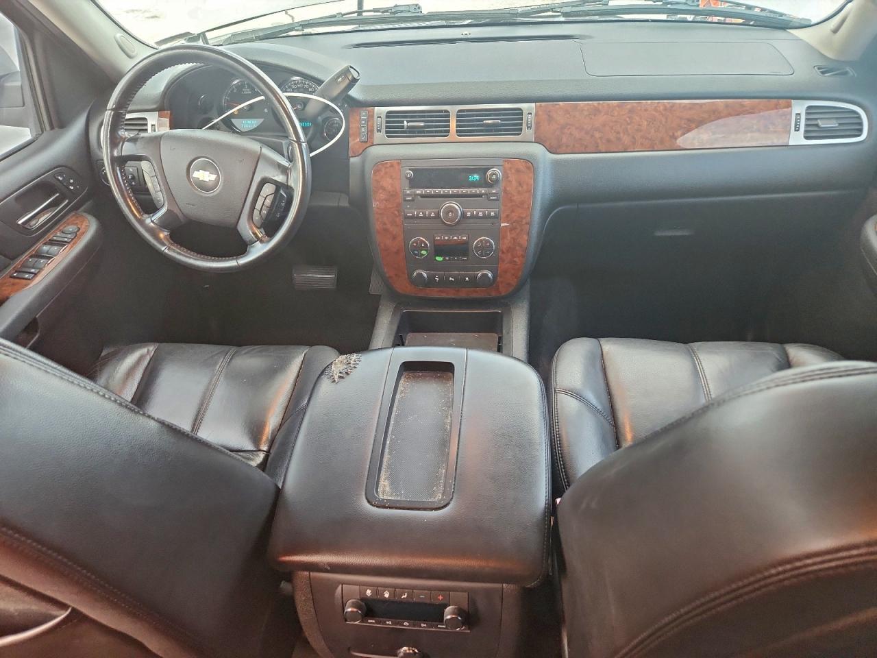 Chevrolet Tahoe C1500 Image 5