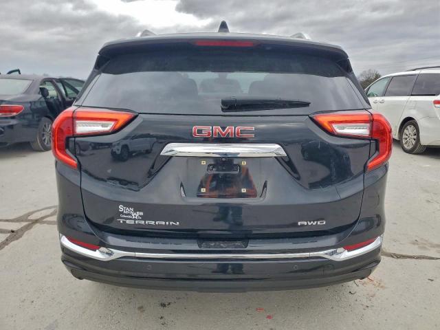 GMC Terrain Denali Image 12