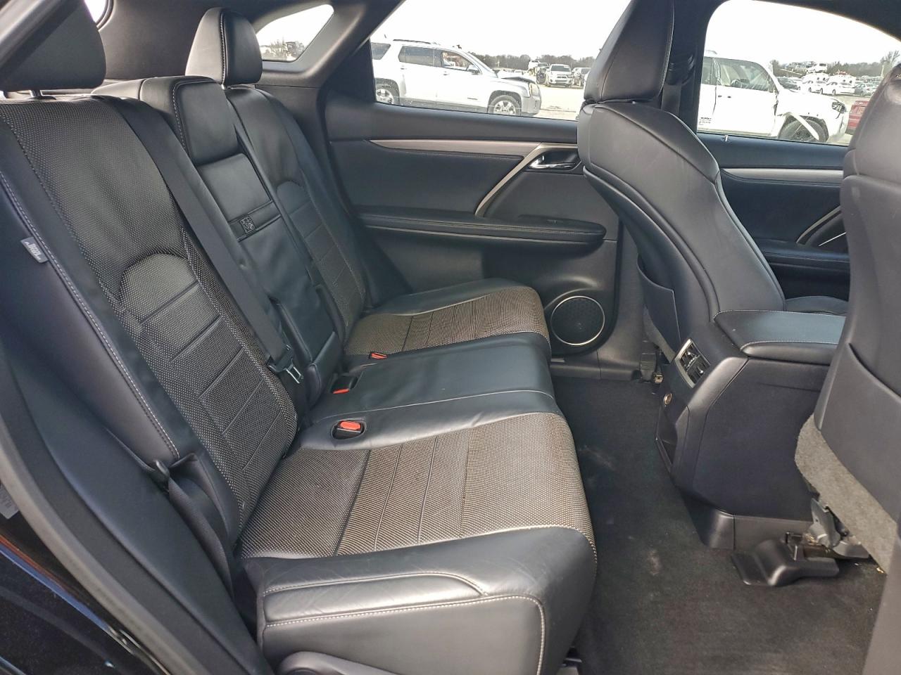 Lexus RX 350 Base Image 13