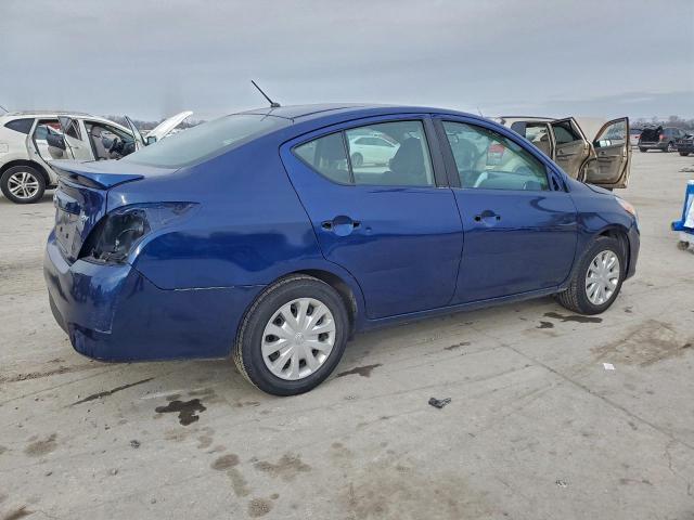 Nissan Versa S Image 2