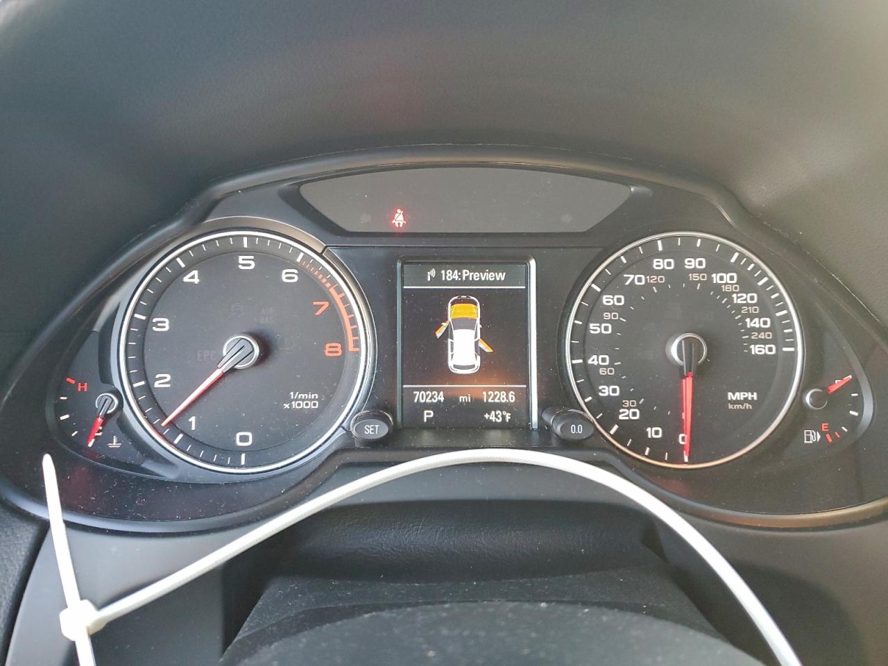 Audi Q5 Premium Plus Image 10