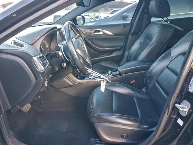 INFINITI Qx Base Image 8