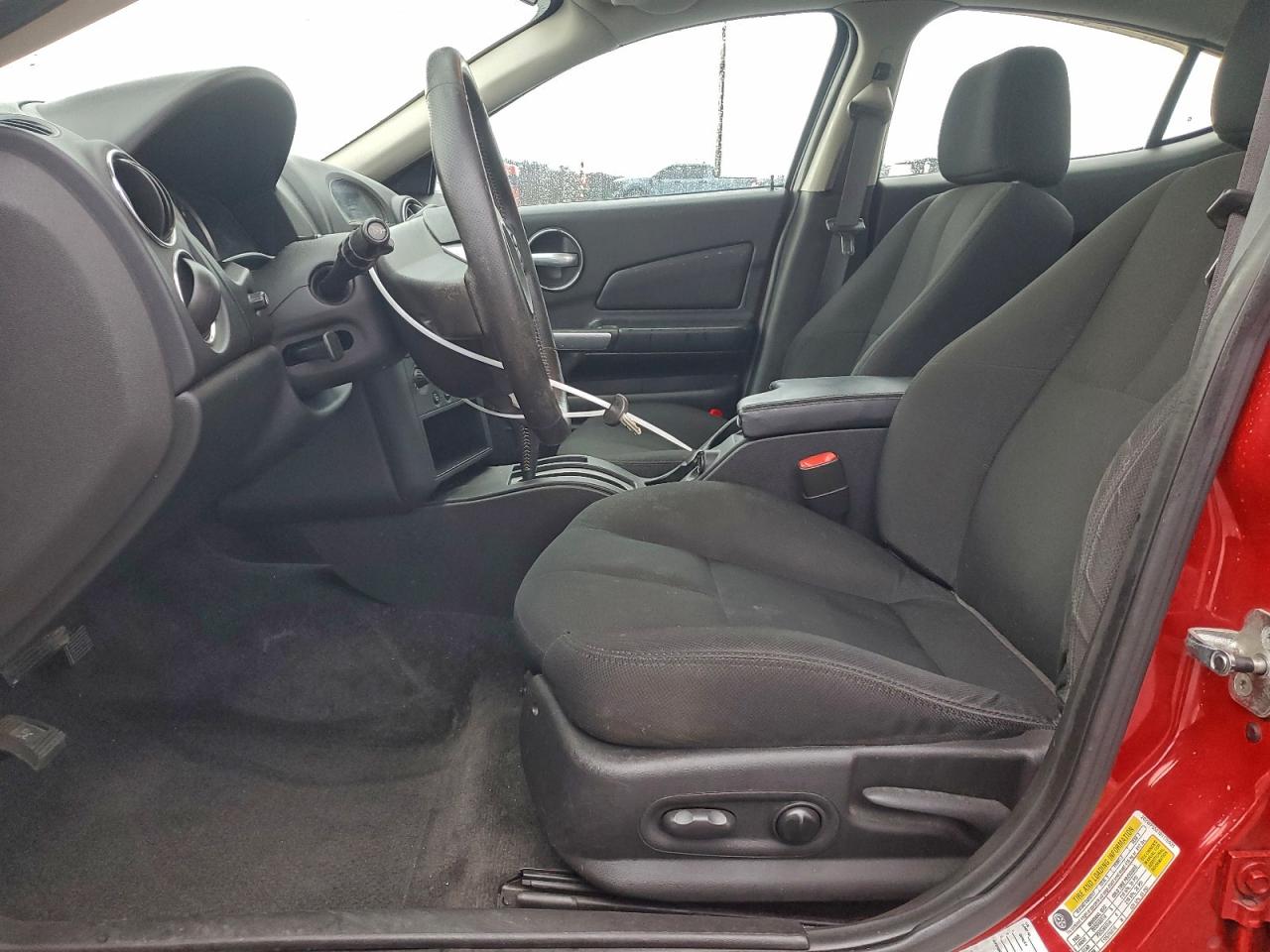 Pontiac Grandprix Image 9