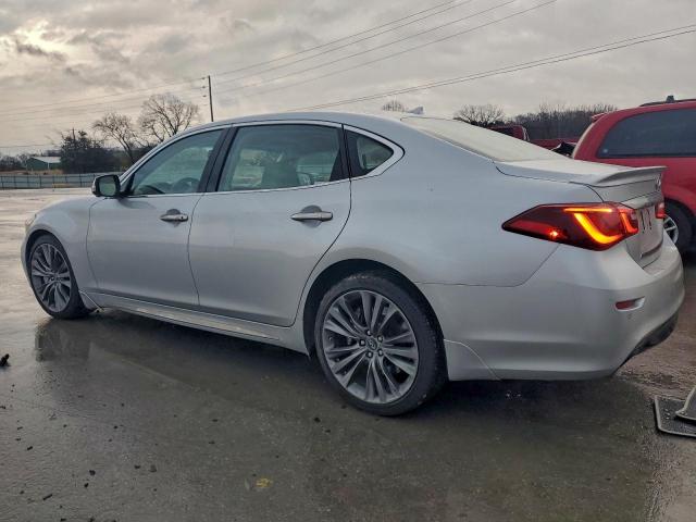 INFINITI Q70 3.7 Luxe Image 3
